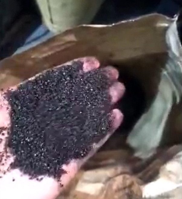 ayx网站:家里“吧唧”太多导致中毒就医？紧急提醒：这些常见物品可能暗藏有毒物质超标风险→